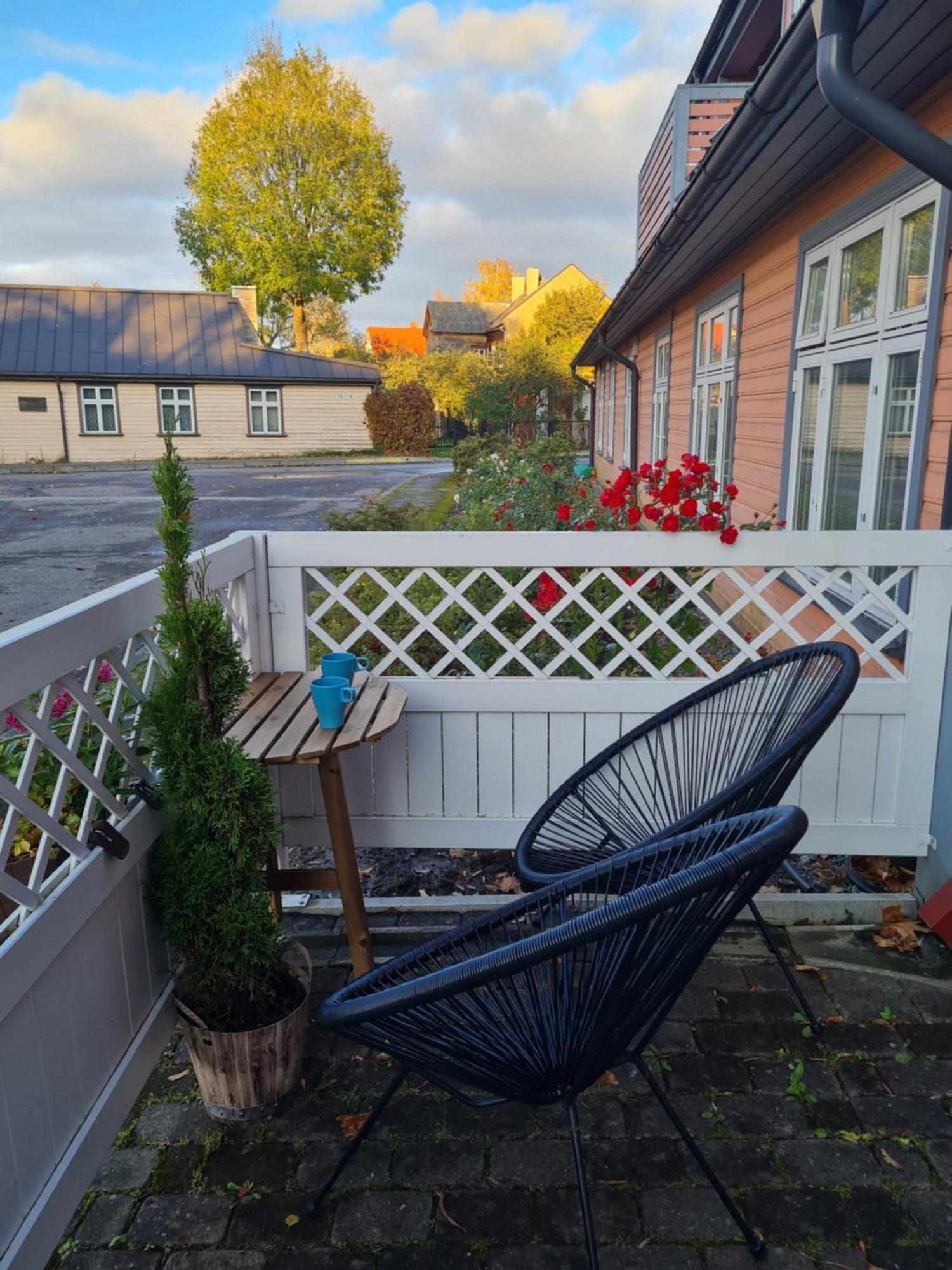Cozy Place L Perfect Location Apartment *